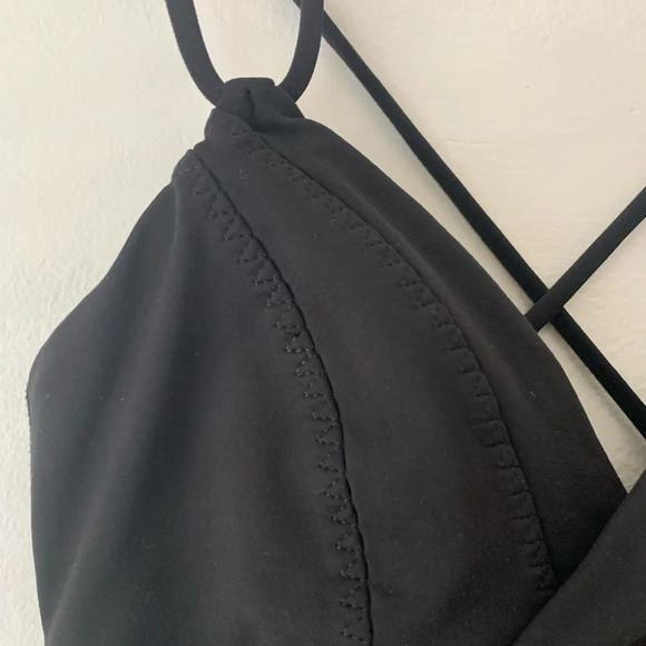 LULULEMON tank top, mesh body and crunch sides , 4 - Picture 16 of 16